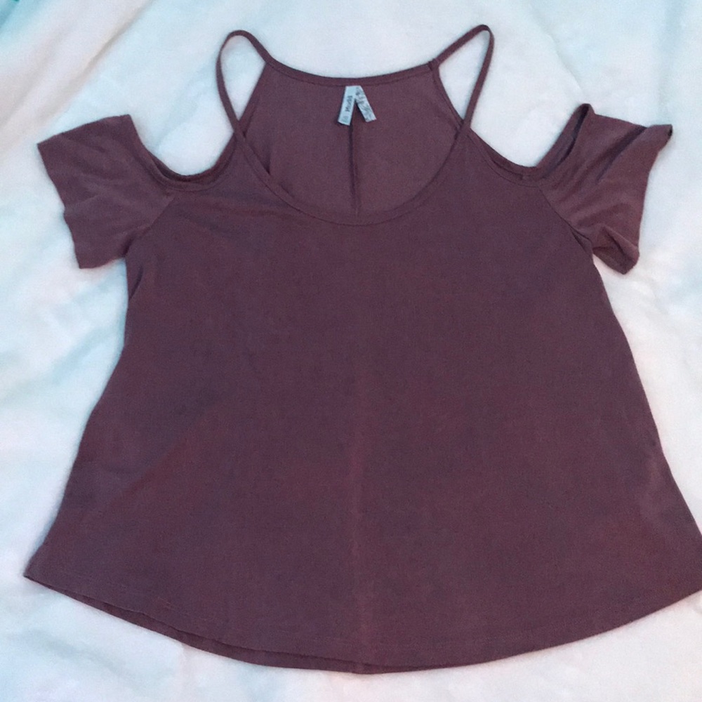 No shoulder T shirt